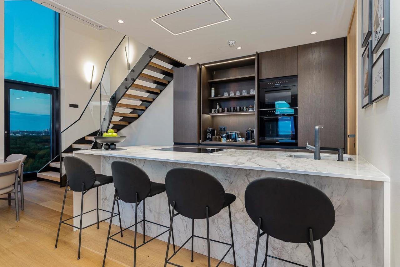 Lejlighed Elegant Seaview Penthouse 3br Ensuite Luxury Retreat With Sauna And Free Parking Tallinn