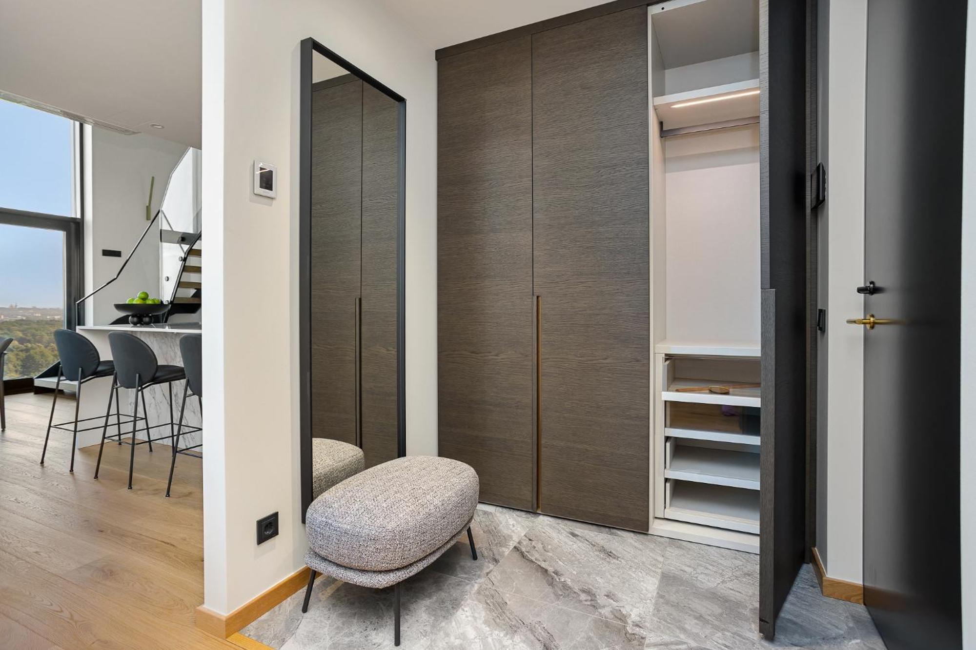 Elegant Seaview Penthouse 3br Ensuite Luxury Retreat With Sauna And Free Parking Lejlighed Tallinn